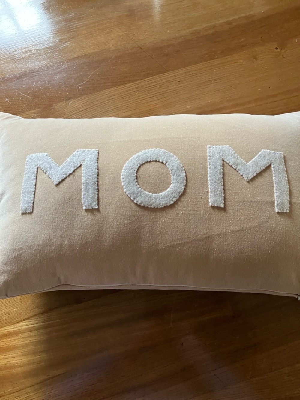 Mom lumber pillow for Mother’s Day, velvet & felt. New